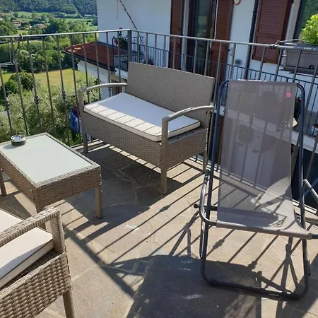 A 7 Km Da Salo' Casa Del Sole Mansarda Apartament