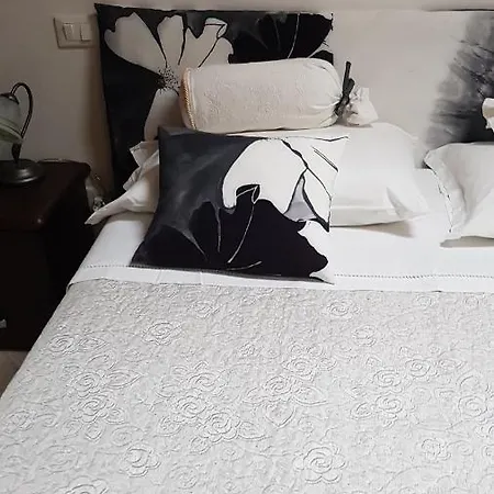 Apartamento A 7 Km Da Salo' Casa Del Sole Mansarda