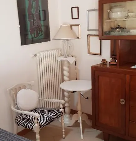 A 7 Km Da Salo' Casa Del Sole Mansarda Apartamento *