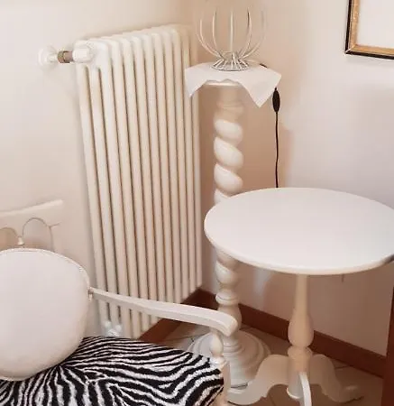 A 7 Km Da Salo' Casa Del Sole Mansarda Apartamento *