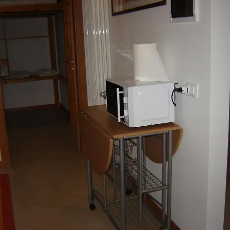 Apartman A 7 Km Da Salo' Casa Del Sole Mansarda *