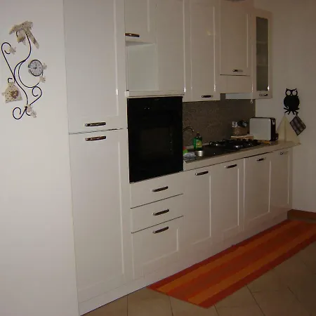 Apartman A 7 Km Da Salo' Casa Del Sole Mansarda
